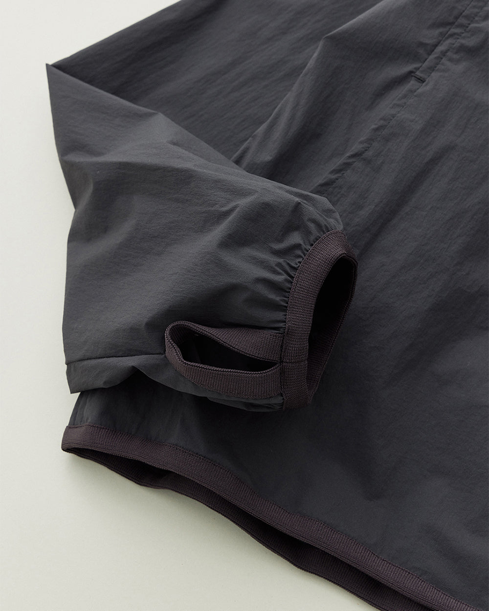 Lightweight Packable Hooded Zip Blouson