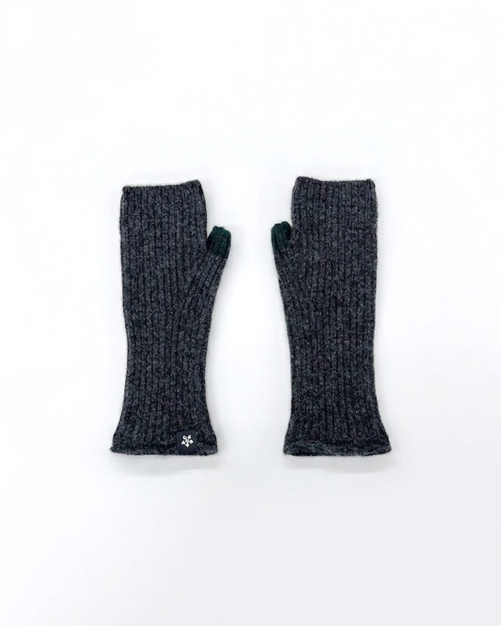 Ribbed Rambling Gloves